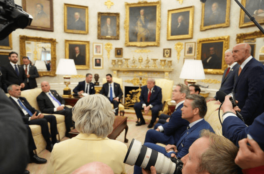Barrack highlights Iraq&rsquo;s role linking GCC, Turkey, Syria