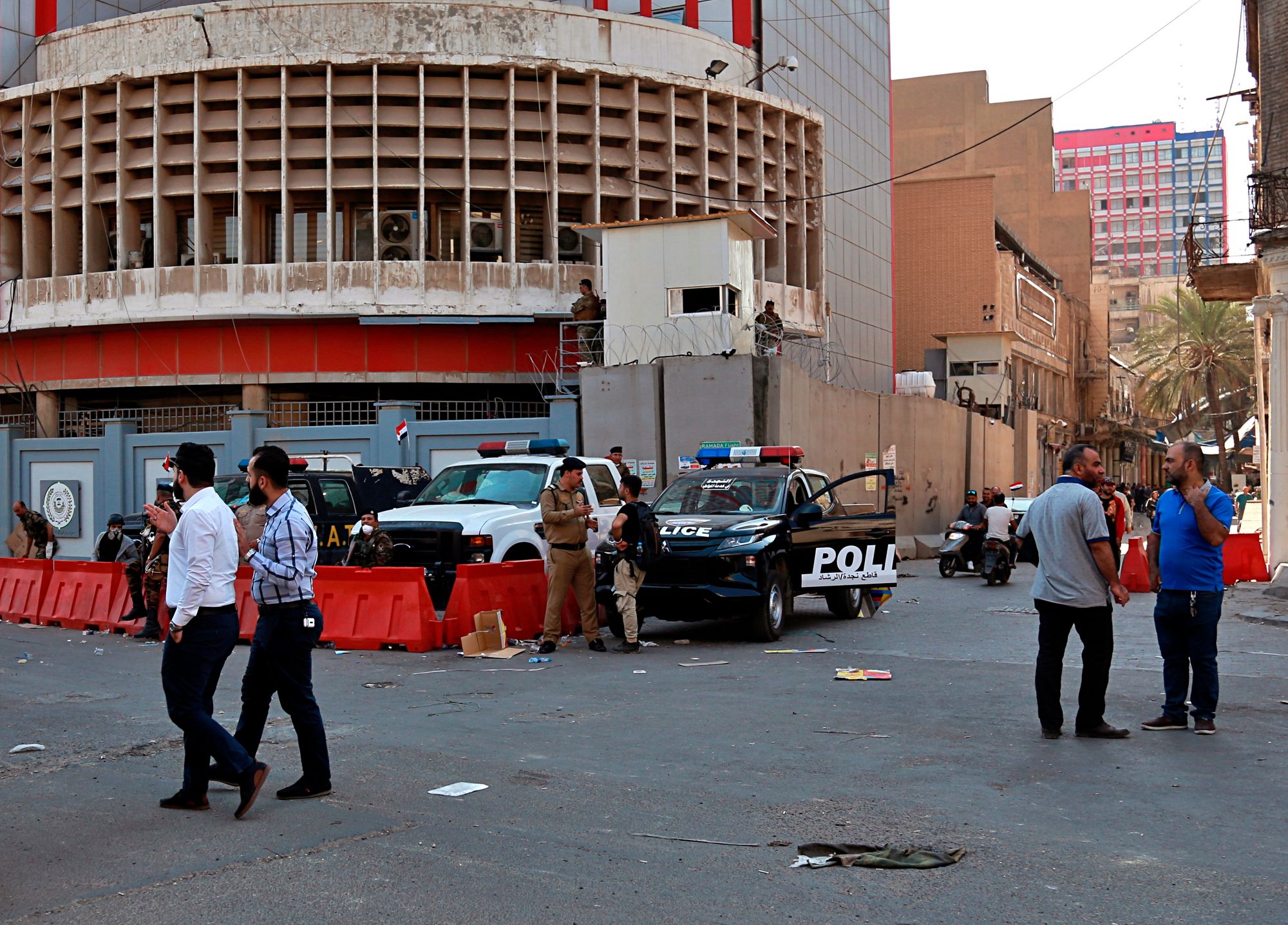 Iraq reportedly places Hezbollah on banking sanctions list